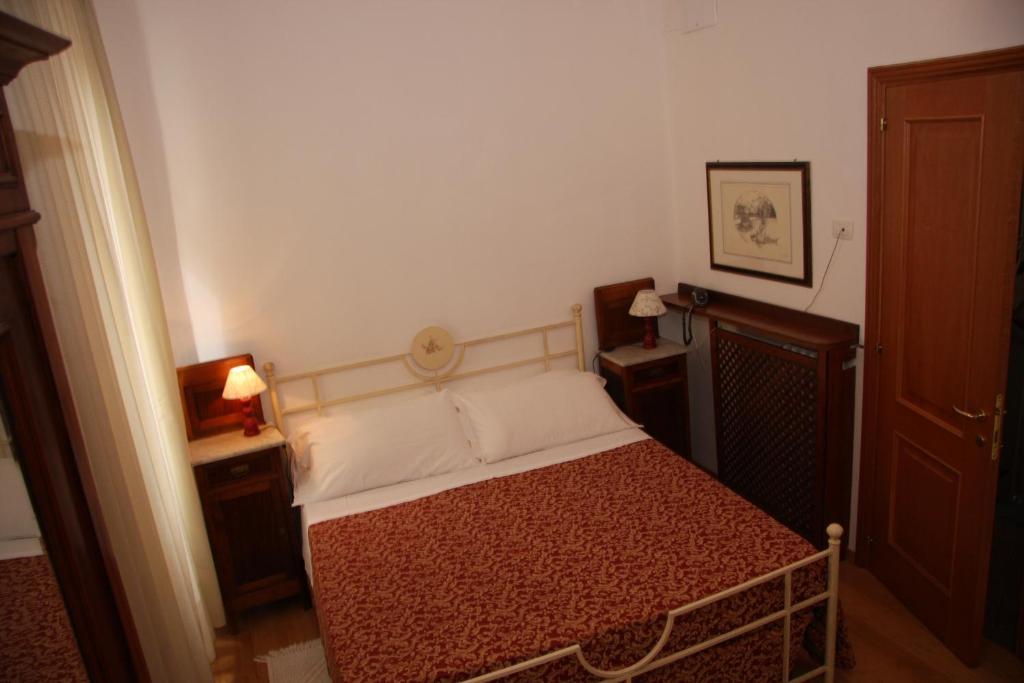 Hotel Morlacchi Perugia Szoba fotó